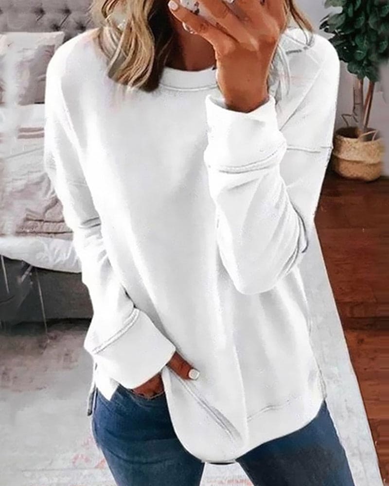 Elizabeth | Effortless Style with Solid Color Sweater