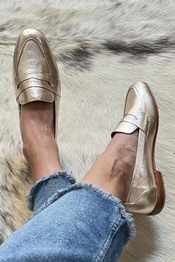 SHINY LIGHT GOLD LOAFER |
