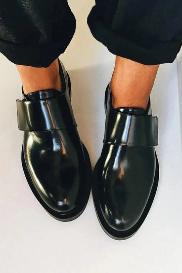 POLISHED STRAP LOAFERS |