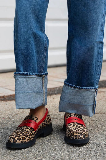 LEOPARD PRINT LOAFER | RED DETAIL