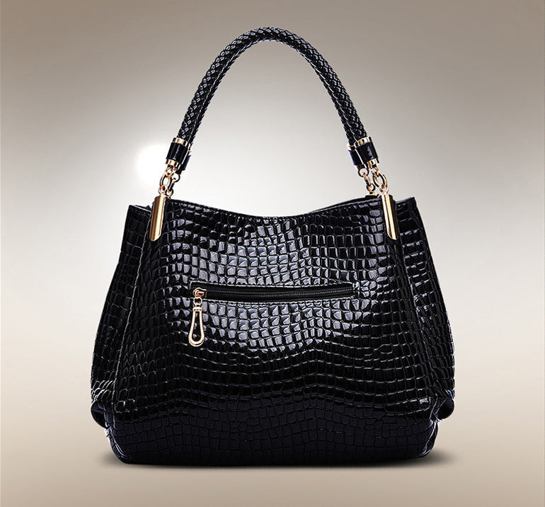 Isabella Timeless Chic | Sleek Croc-Pattern Handbag