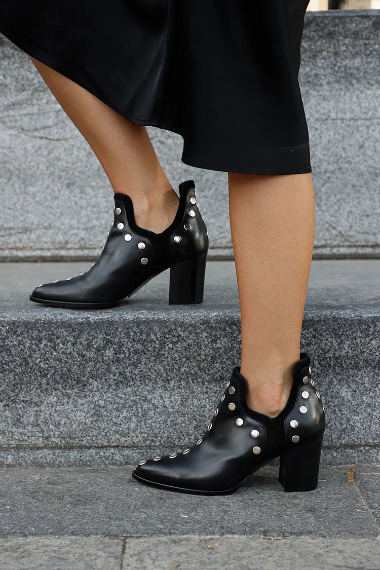 STUDDED ANKLE BOOT | WITH WIDE HEEL