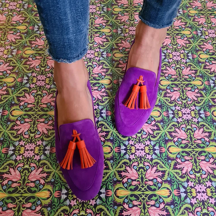 PURPLE LOAFERS WITH TASSELS |