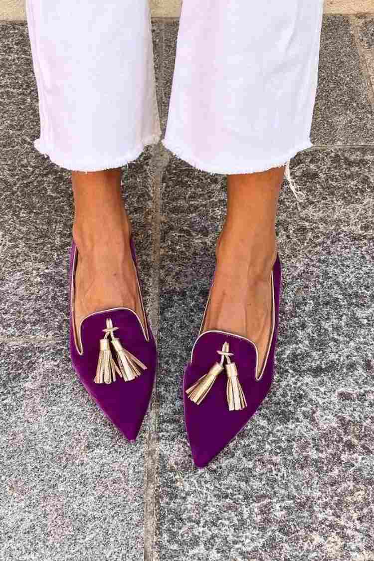 LOAFER WITH ELEGANT TASSELS |