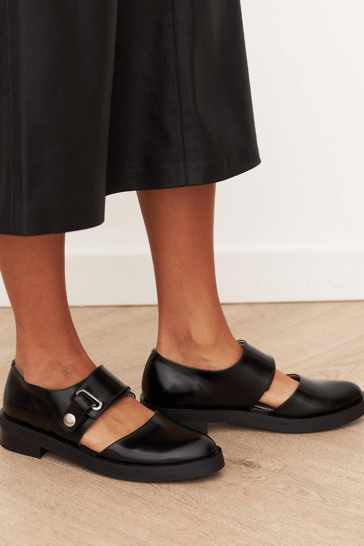 Mila | Black Buckle Loafers