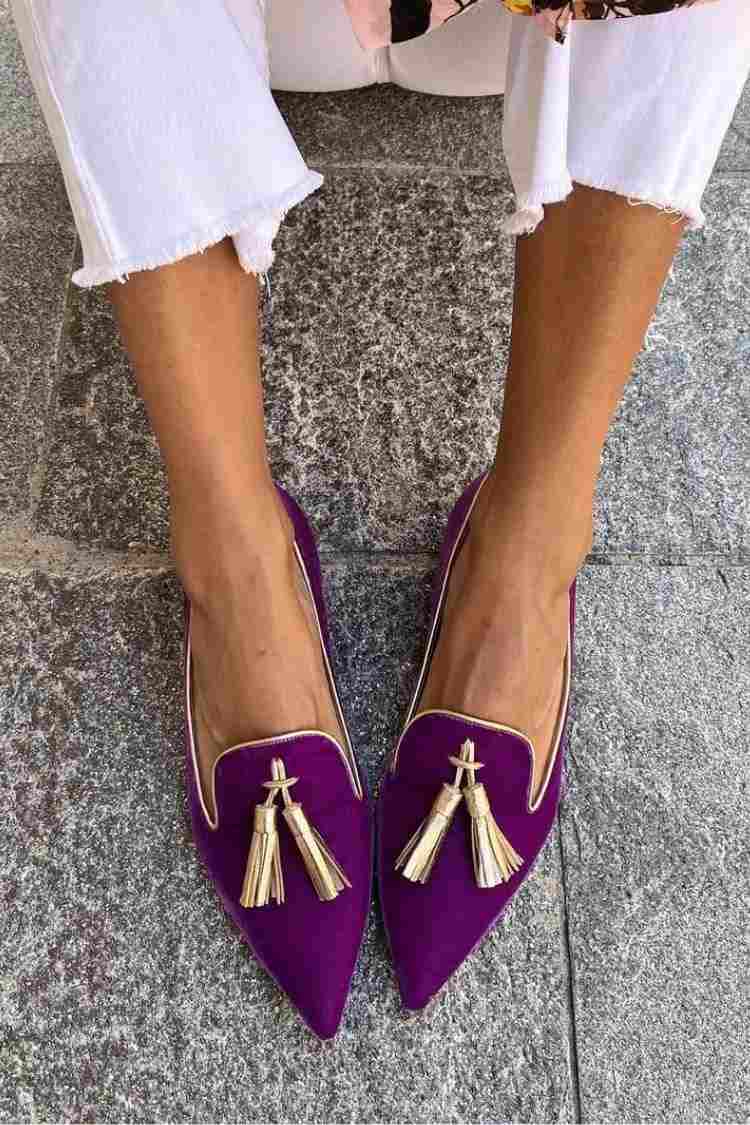 LOAFER WITH ELEGANT TASSELS |