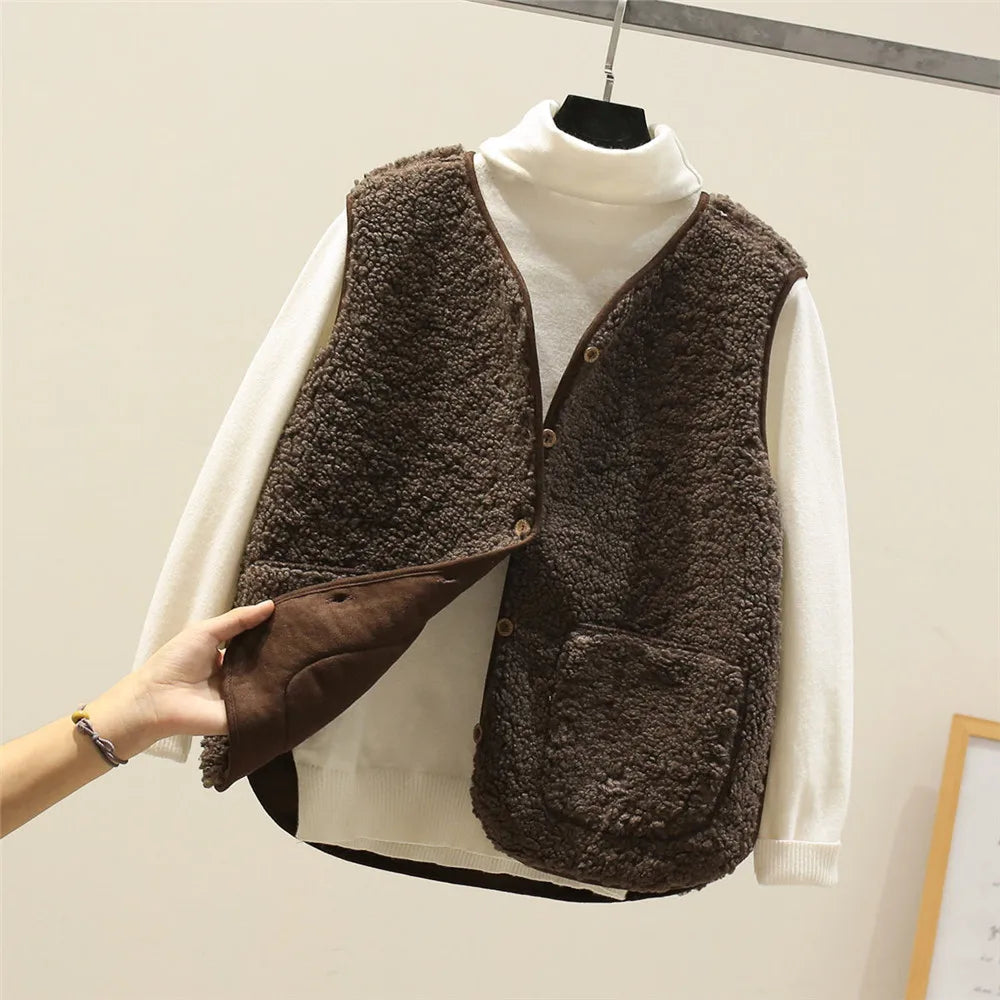 Layla | Stylish Multi-Functional Wool Vest