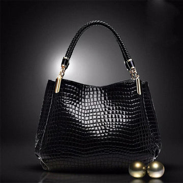 Isabella Timeless Chic | Sleek Croc-Pattern Handbag