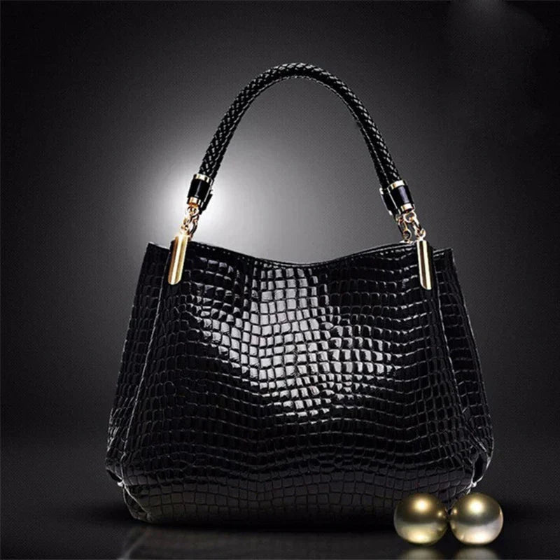 Isabella Timeless Chic | Sleek Croc-Pattern Handbag