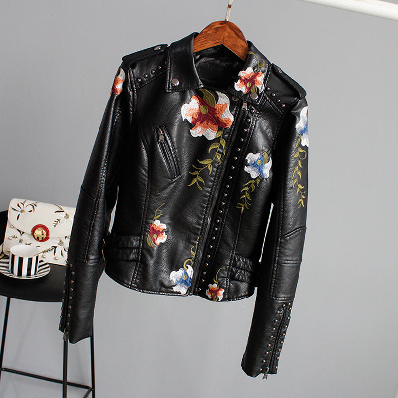Sophia | Chic Floral Jacket with Artisan Touches