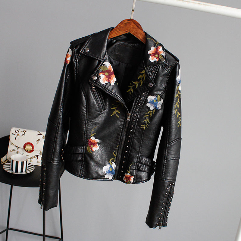 Sophia | Chic Floral Jacket with Artisan Touches