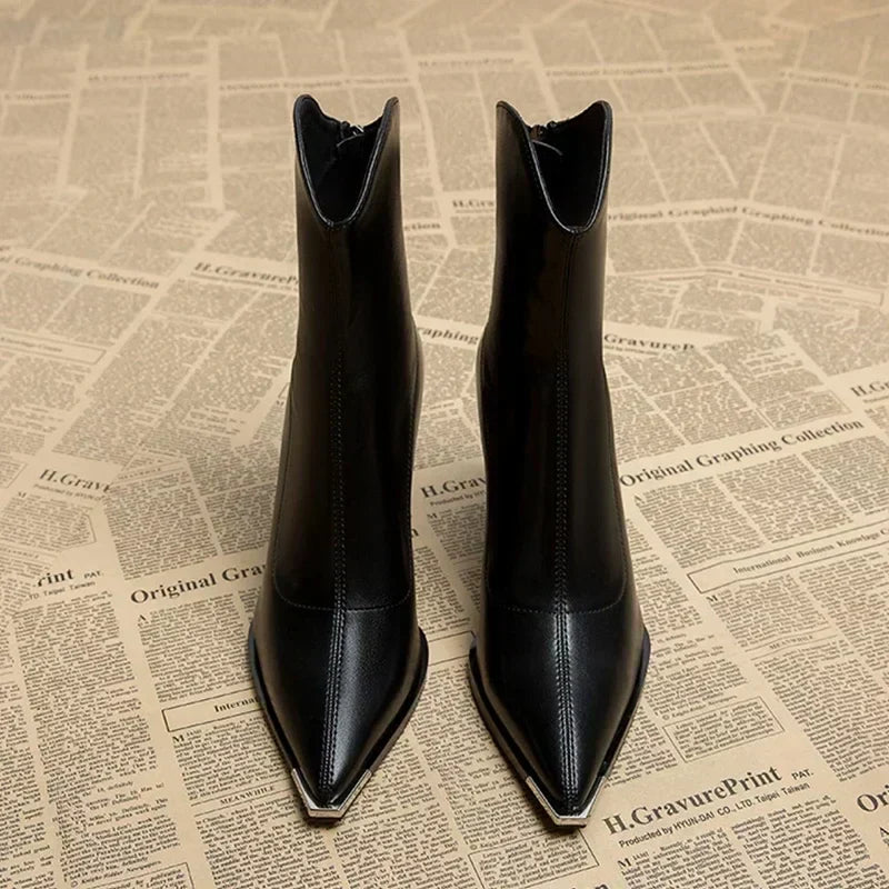 NOX | Chrome Tip Chelsea Boots