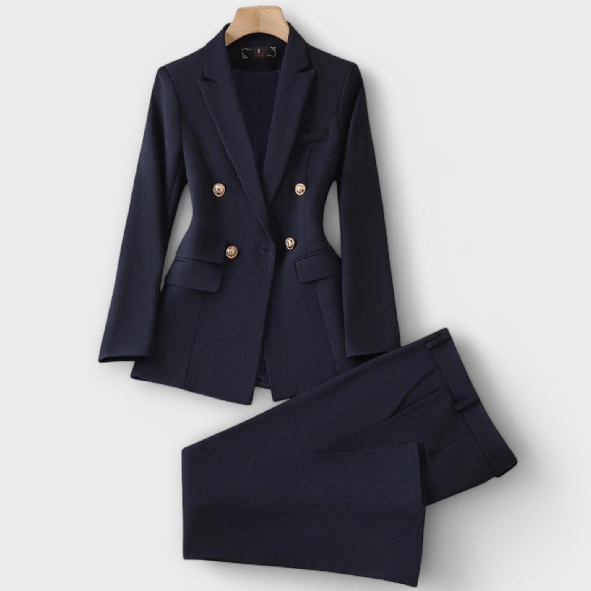 Emma | The Power Set That Smooths & Elongates