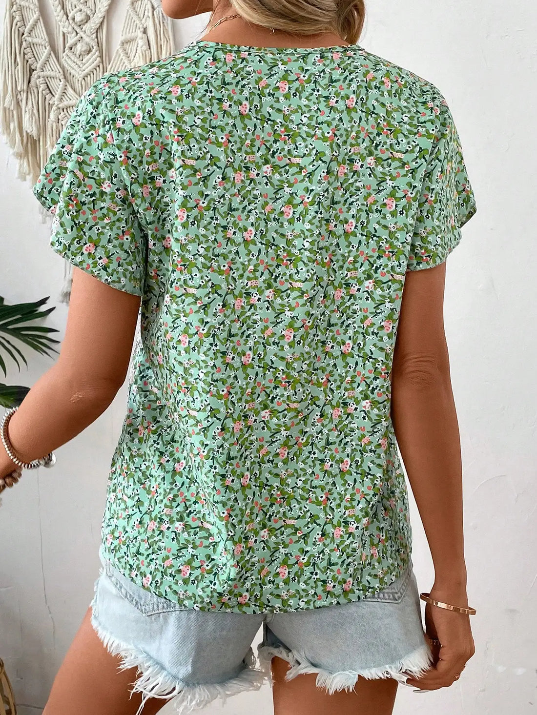 Phoebe | Happy V-Neck Top