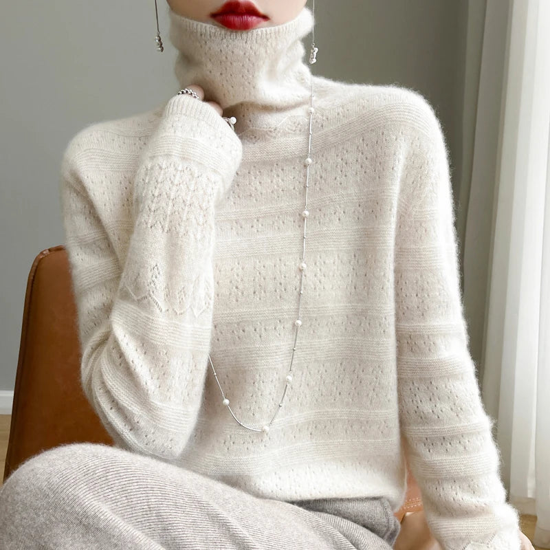 Sophia | Luxurious Cashmere Blend Turtleneck Sweater