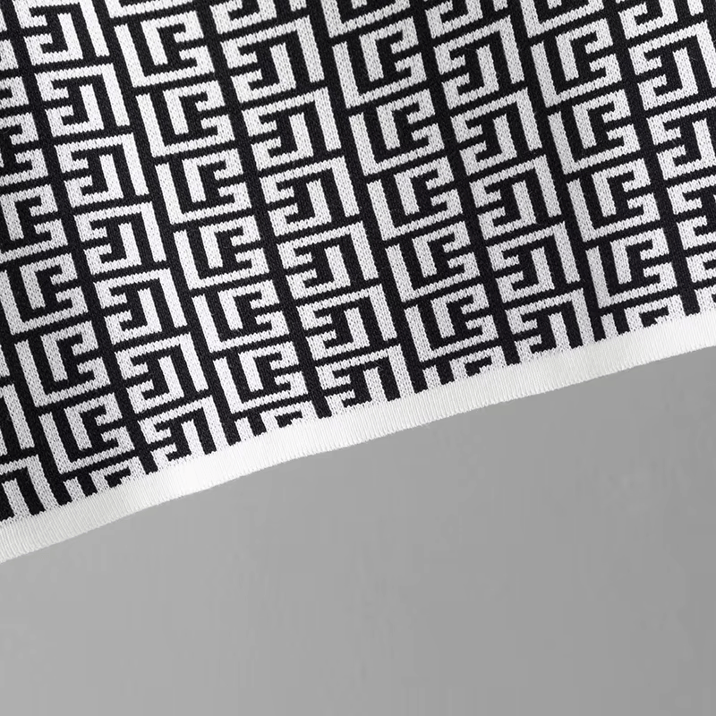 Avery | Chic Retro Maze Plaid O-Collar 3-Piece Suit