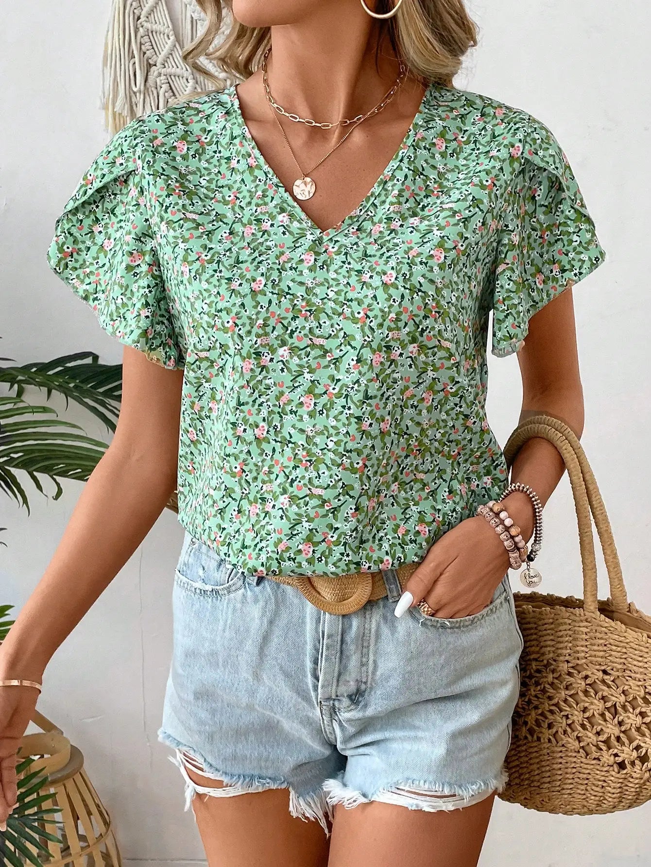 Phoebe | Happy V-Neck Top