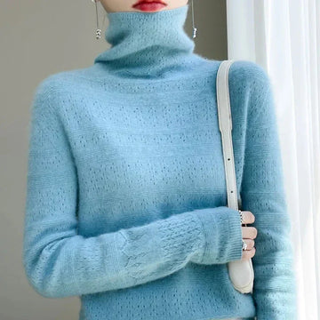 Sophia | Luxurious Cashmere Blend Turtleneck Sweater