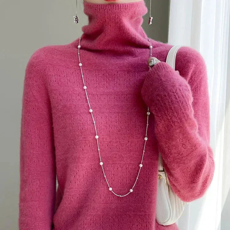 Sophia | Luxurious Cashmere Blend Turtleneck Sweater