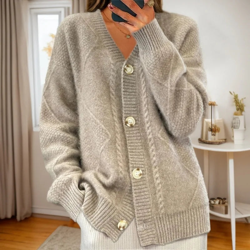 Evelyn | 100% Wool Knit Cardigan
