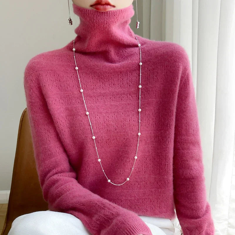 Sophia | Luxurious Cashmere Blend Turtleneck Sweater
