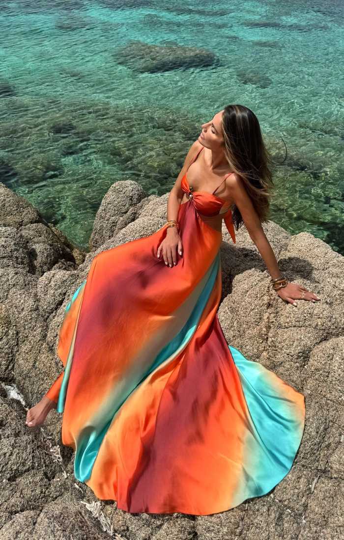 Saylor | Gradient Backless Sleeveless Sling Maxi Dress