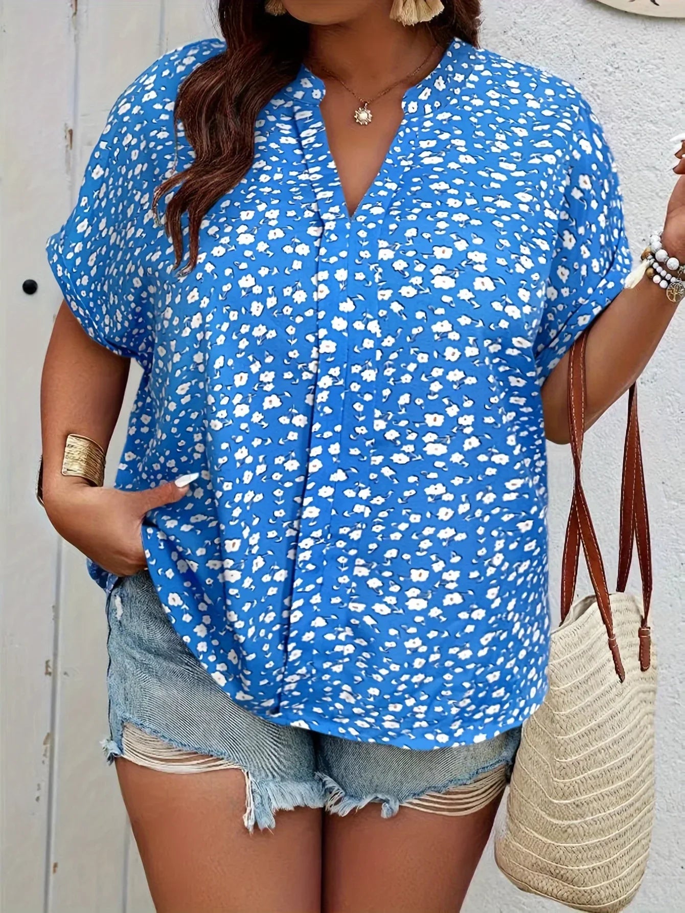 Lina | V-Neck Summer Blouse