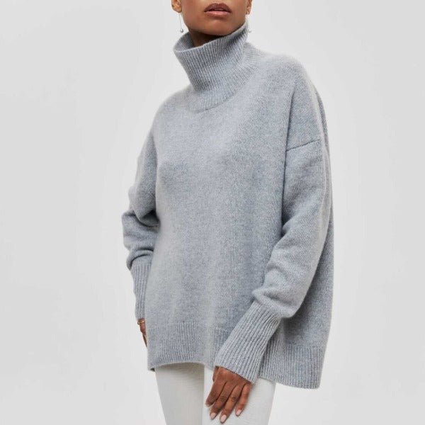 Avery | High-collar sweater