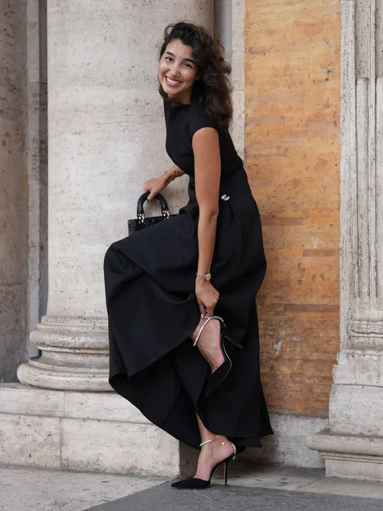 Lila | Chic Flowing Maxi Dress