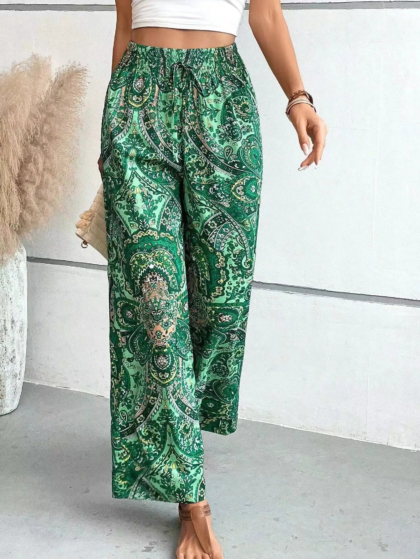 Olivia | Retro Floral Wide-Leg Trousers