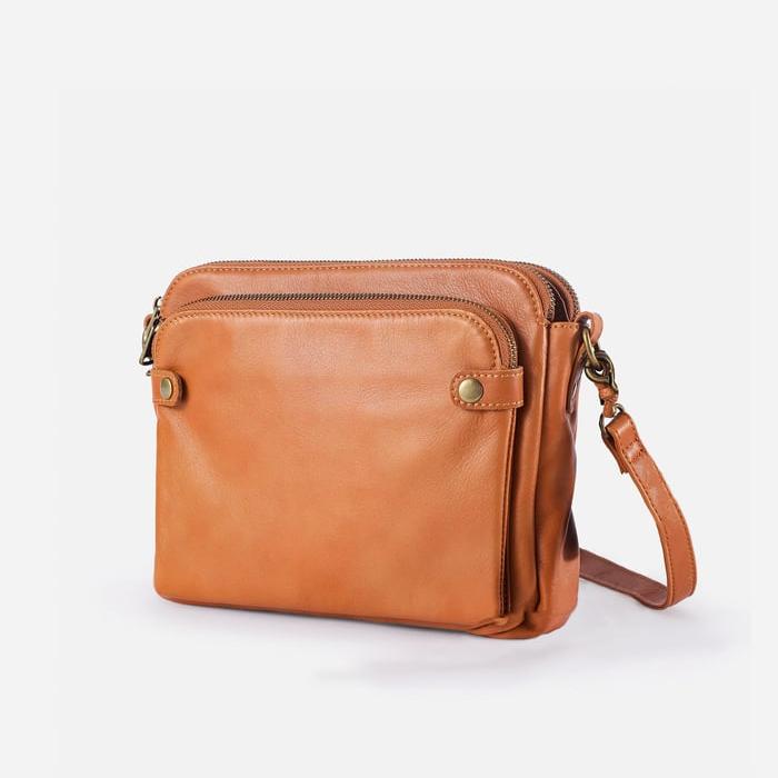 Aria Classic Shoulder Bag | Masterpiece Edition