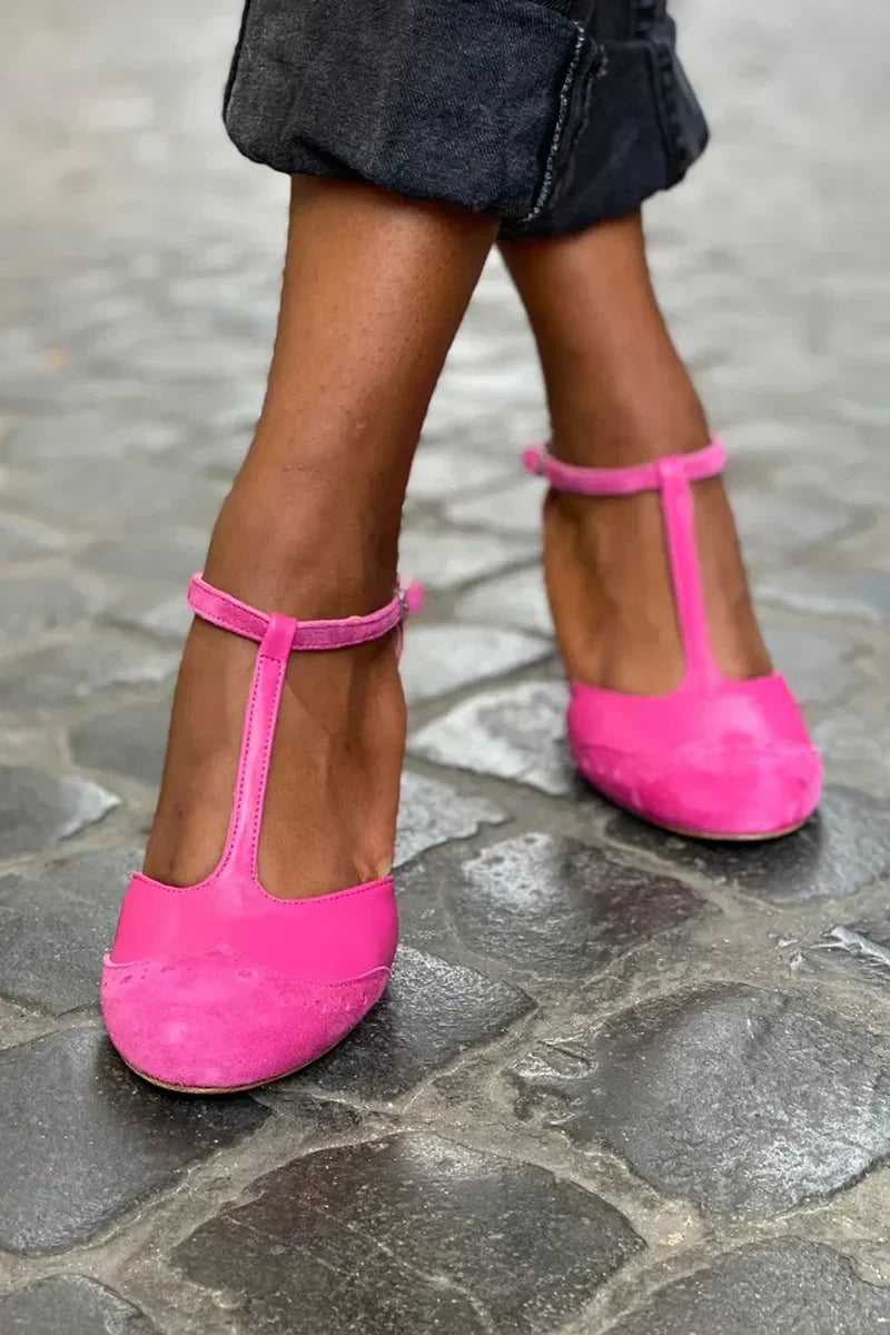 CLOSED SANDAL WITH T-BAR STRAP |