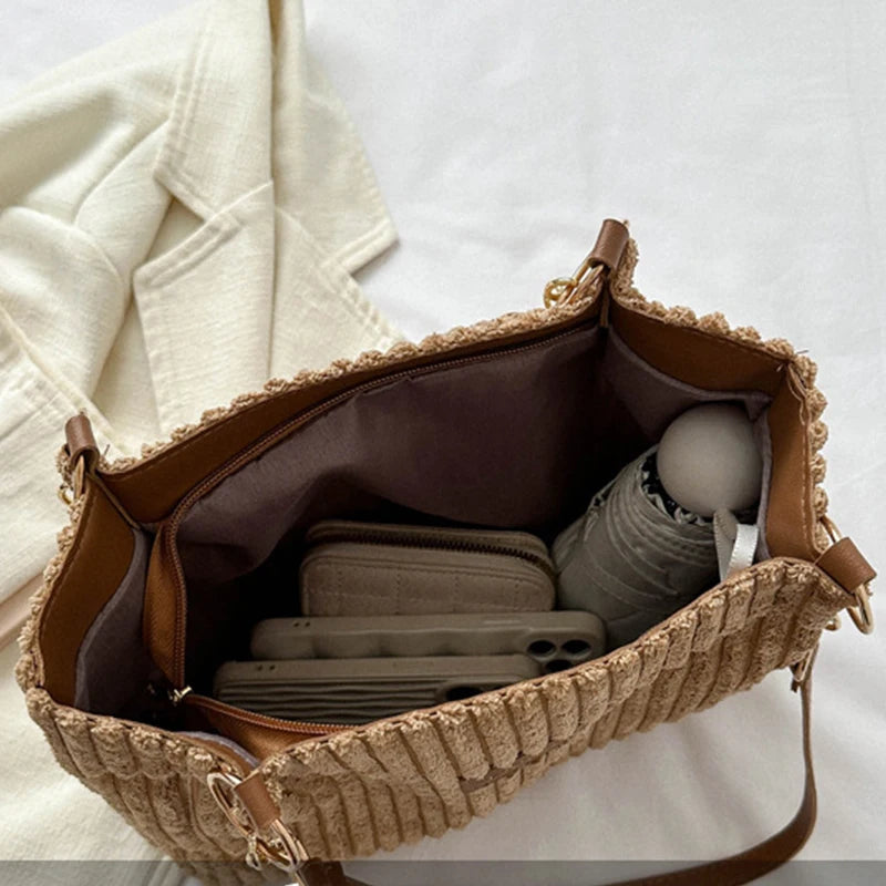 Layla | Chic Corduroy Tote Bag