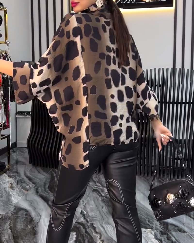 Sophia | Chic Leopard Print Blouse